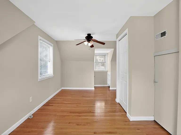 6410 Cavalier Dr — Photo 21