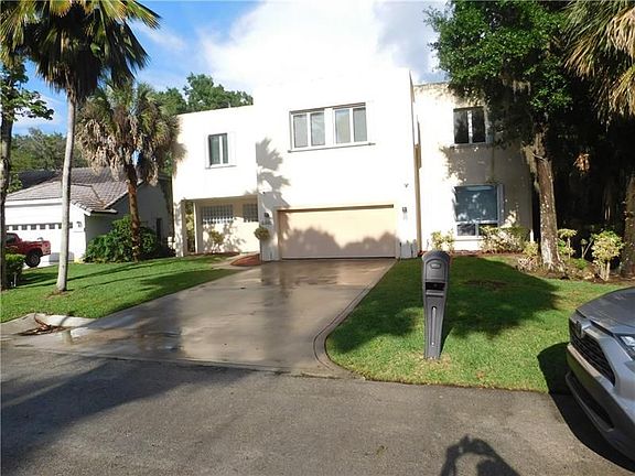 2nd image of 4846 NW 67th Ave