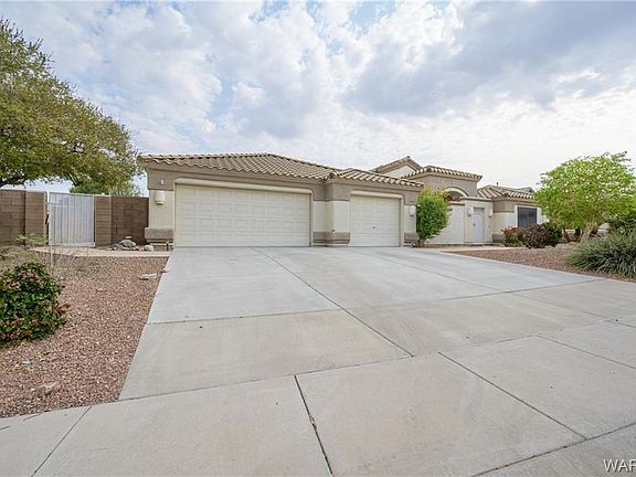 2nd image of 2951 Ladera Dr