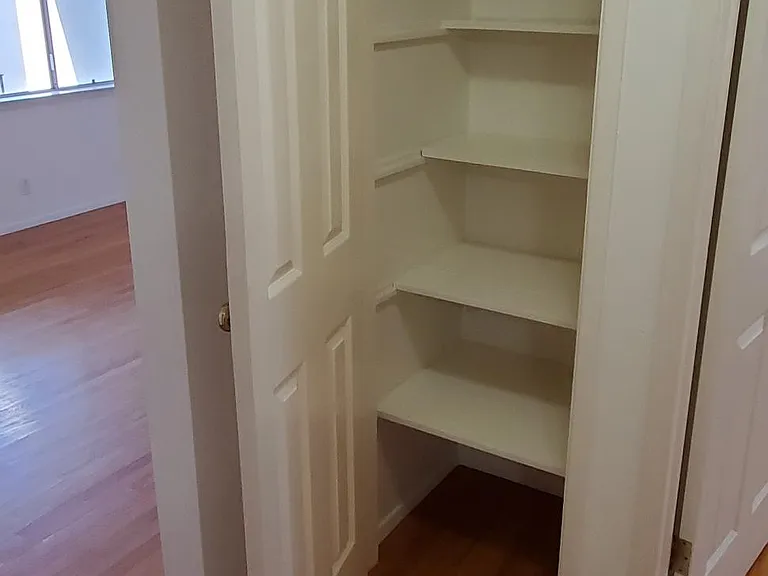 2918 Deakin St #5 — Photo 16