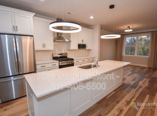 320 Schadle Rd, Perkasie, PA 18944