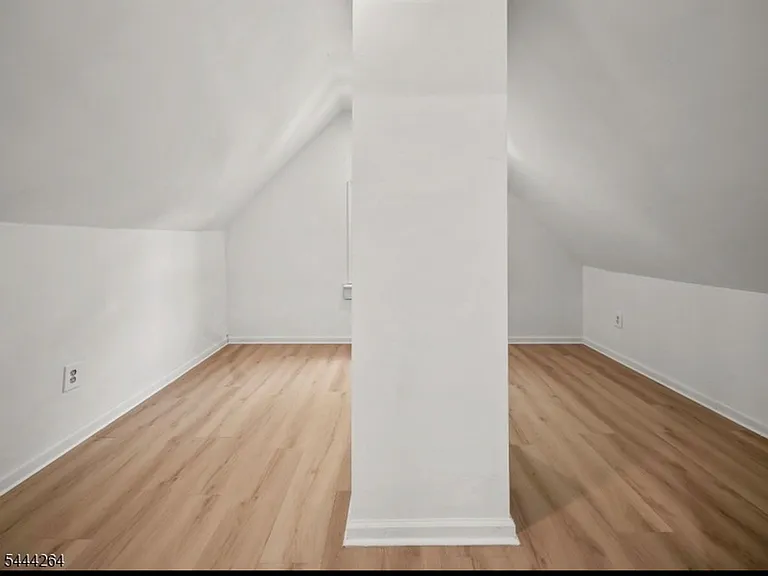 12 Clifford St — Photo 12