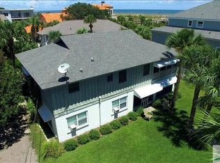 4 8th Pl, Tybee Island, GA 31328