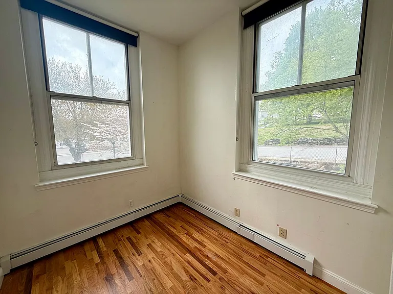 Israel Putnam Apartments — Photo 7