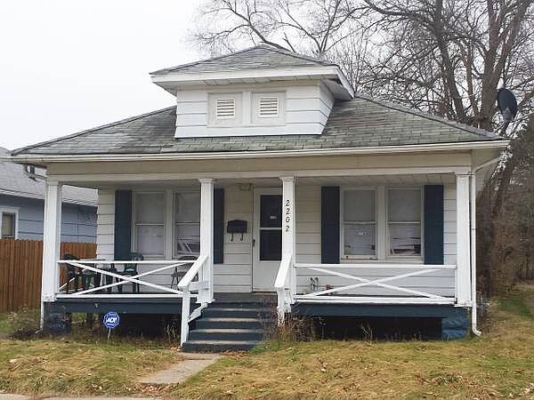 1st image of 2202 S Dorothy St