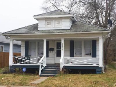 2202 S Dorothy St, South Bend, IN, 46613