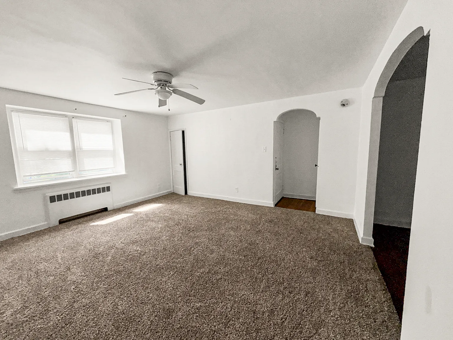 2 bed, 900 sqft, $1,200 — Photo 4