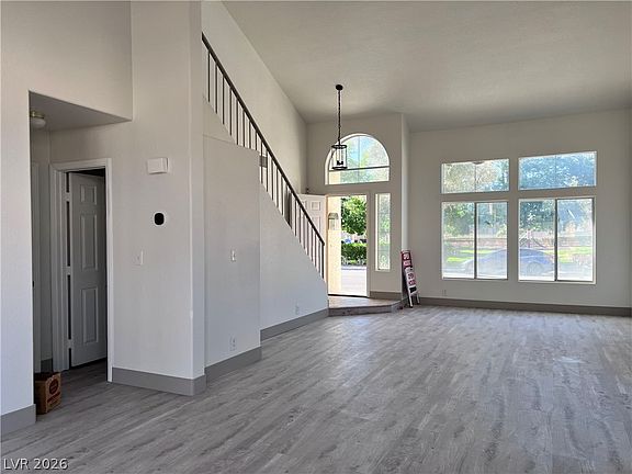 4th image of 2606 Heartland Ave