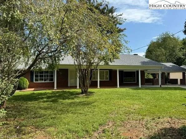 479 Woodhaven Road, North Wilkesboro, NC 28659