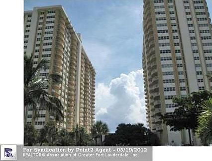 2nd image of 3410 Galt Ocean Dr APT 310