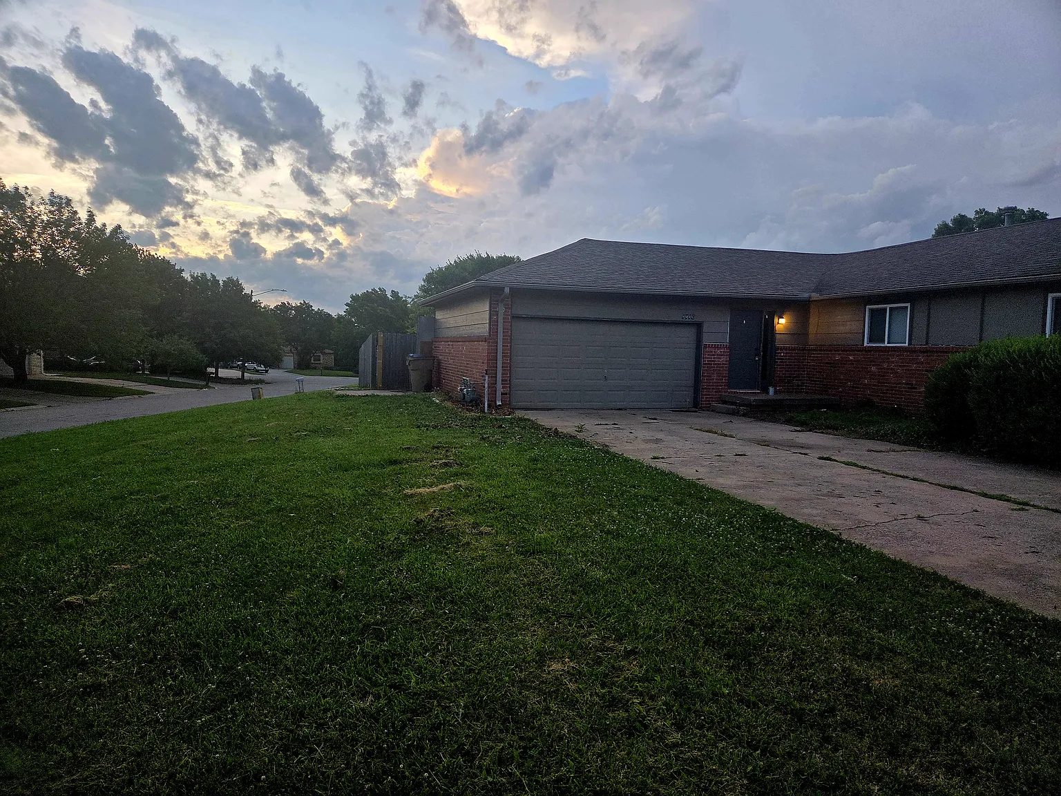 2 bed, 1536 sqft, $1,450 — Photo 1
