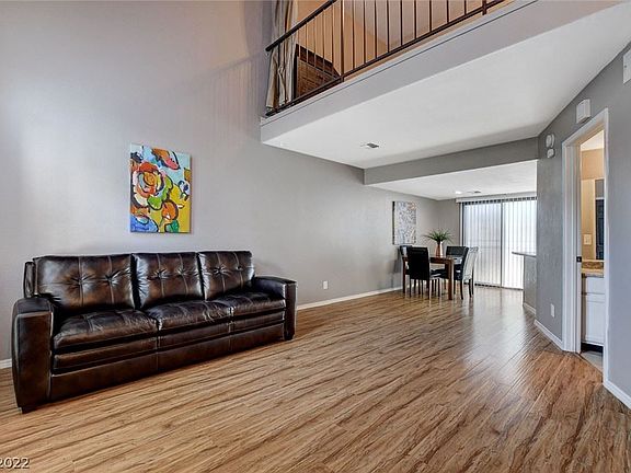 5th image of 533 Sellers Pl