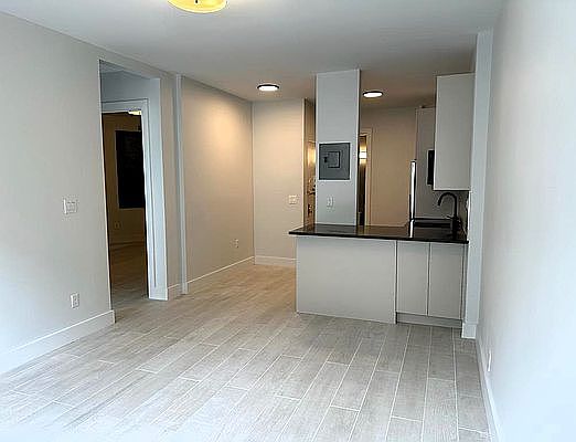 1st image of 423 E 77th St #3E