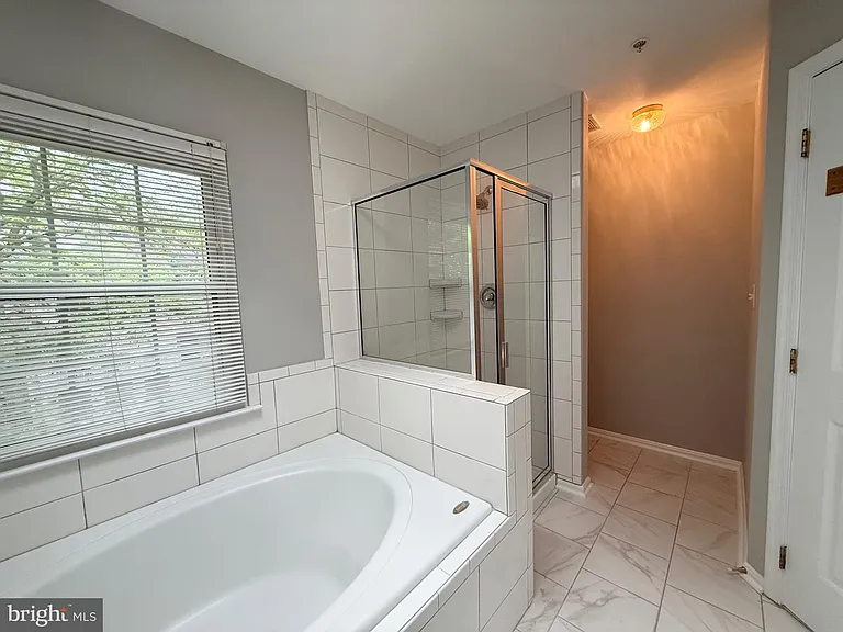8 Diamond Hill Ct — Photo 10