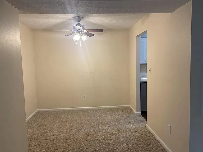 5315 Portland St #304 — Photo 5