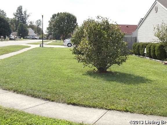 2nd image of 413 S Shore Dr