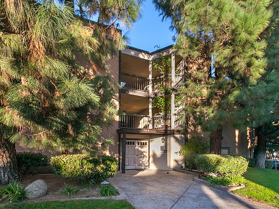 2nd image of 1745 Holly Dr APT 205