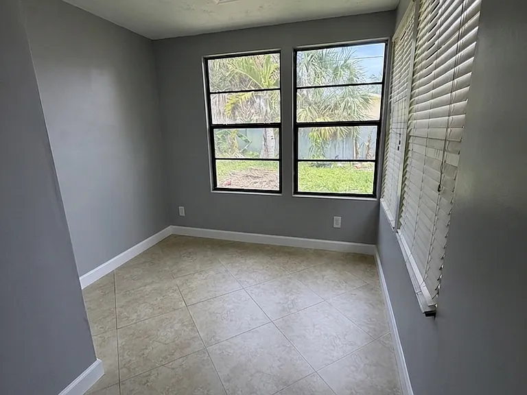 8381 NW 28th Pl — Photo 8