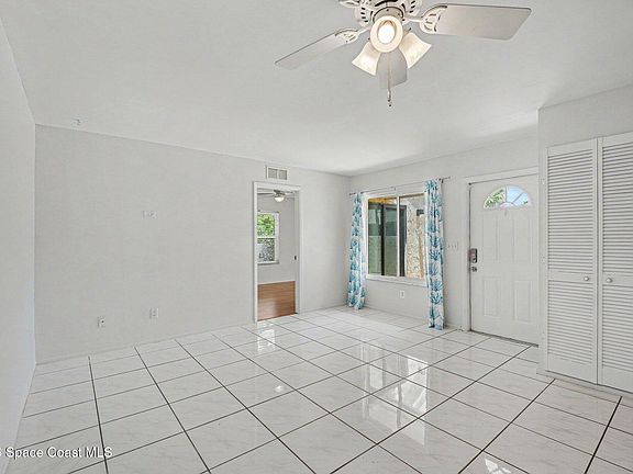 5th image of 1470 Sheafe Ave NE APT 106