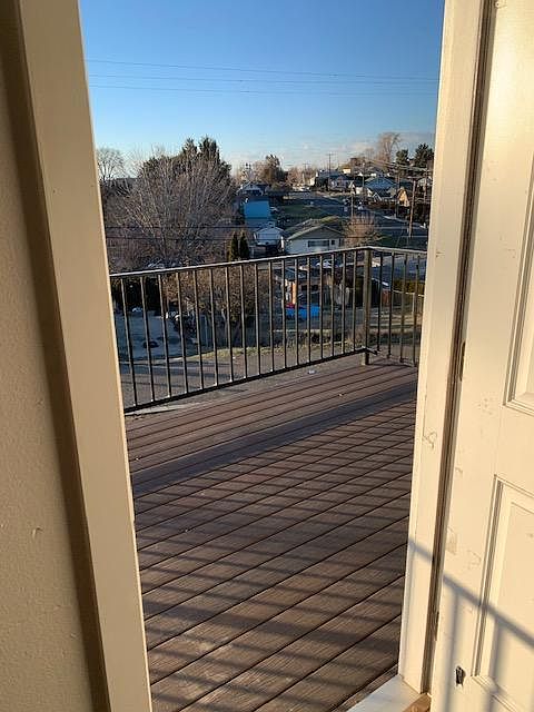 1st image of 105 Concord Ln #B