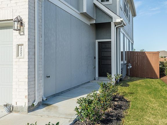 3rd image of 10002 Nectar Path