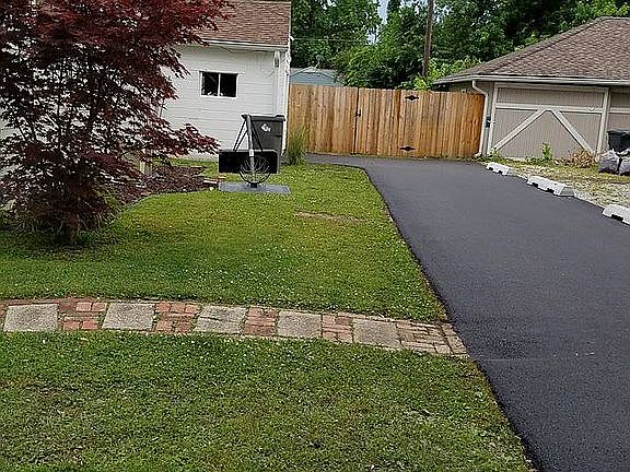 New blacktop drive