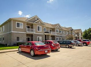 1360 SE Florence Dr UNIT 57L, Waukee, IA 50263