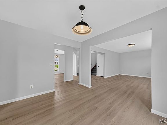 4th image of 1441 Sleepy Hollow Dr