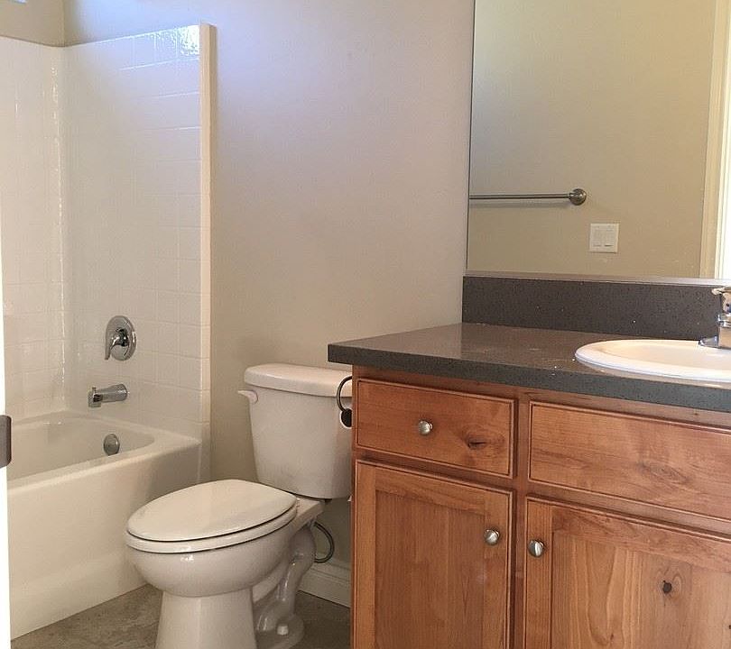 1st image of 3395 Laramie Ave