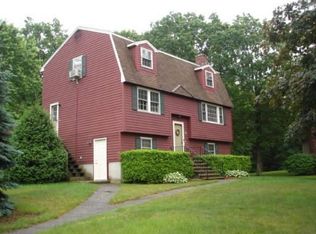 36 Blanchard Rd, Wilmington, MA 01887