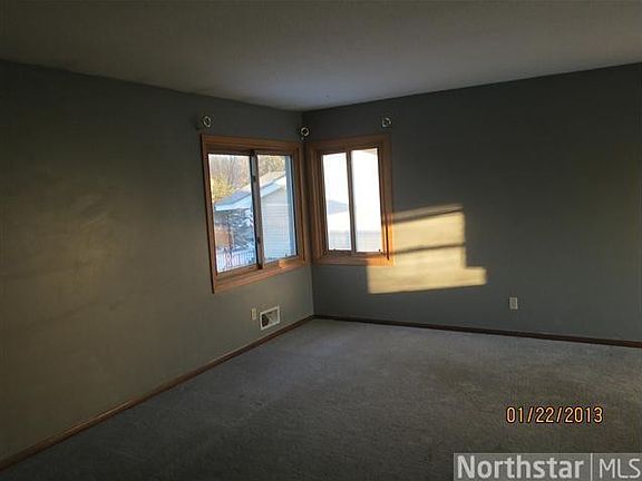4th image of 4796 Sandra Ln