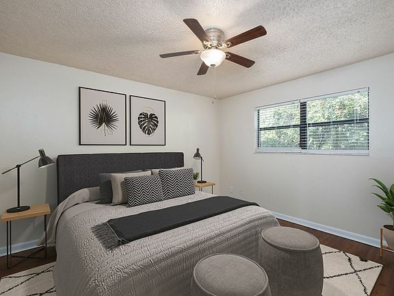 3rd image of 607 S Moody Rd #20-2004