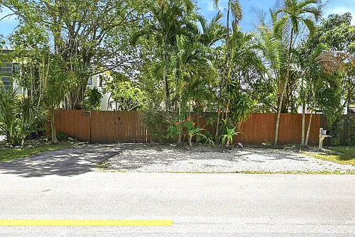 1516 SW 24th St Photo 1