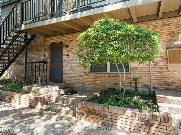 7931 Royal Ln APT 115, Dallas, TX 75230