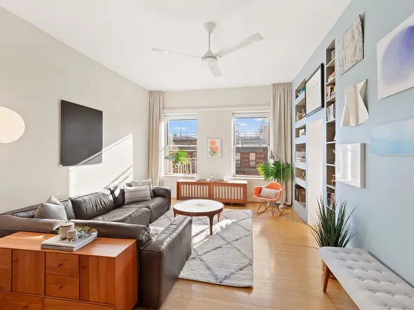 225 E 4th St APT 24, New York, NY 10009
