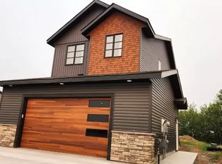 1508 13th Ave #1508A, Cold Lake, AB T9M2E1