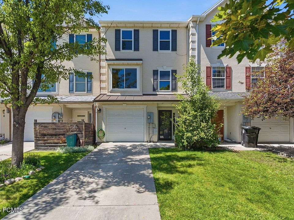 1st image of 459 W Argyll Ct N