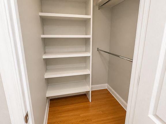 3rd image of 414 Halsey St #2
