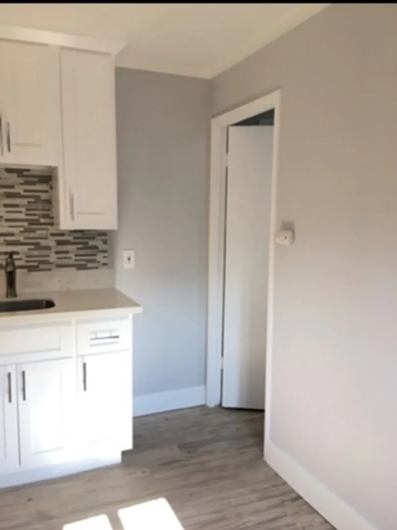 4322SE — Photo 3