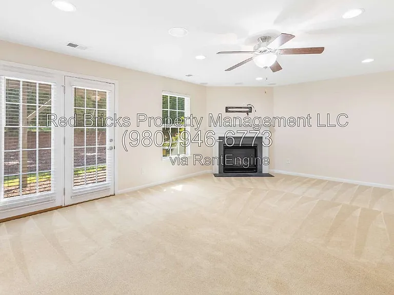 2306 Rachelwood Dr — Photo 6
