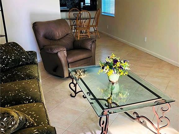 5th image of 1225 NW 21st St #6-609