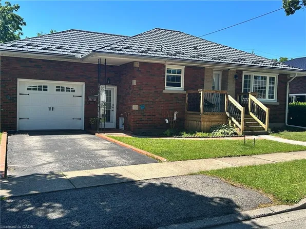 52 Carter St, Pt Colborne, ON L3K 3J6