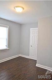 3rd image of 9108 Meadowbrook Ln