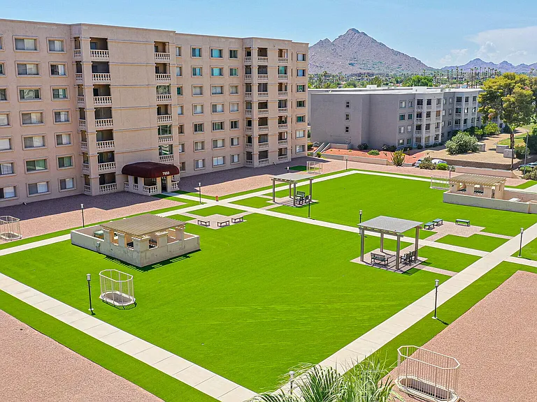 7920 E Camelback Rd #111 — Photo 28