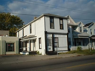 1st image of 2505 E 3rd St
