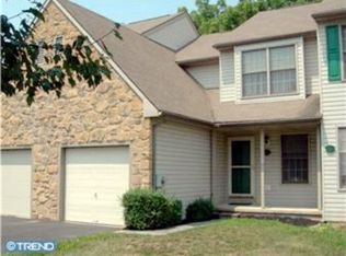 26 Winterset Ct, West Grove, PA 19390