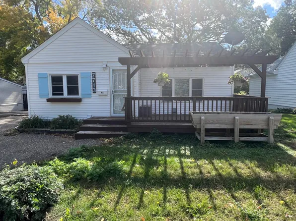 7713 W Lake St, Saint Louis Park, MN 55426