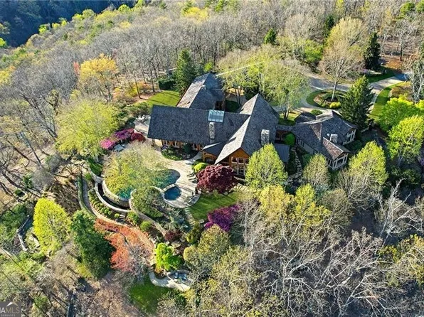 1103 Apple Pie Ridge Rd, Alto, GA 30510