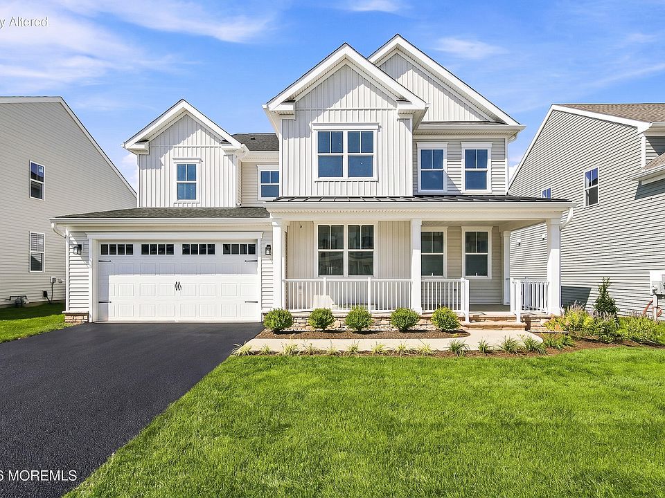 1st image of 61 Mitchell Court