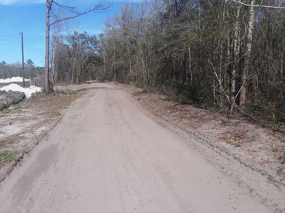 2nd image of 607 Galilee Rd